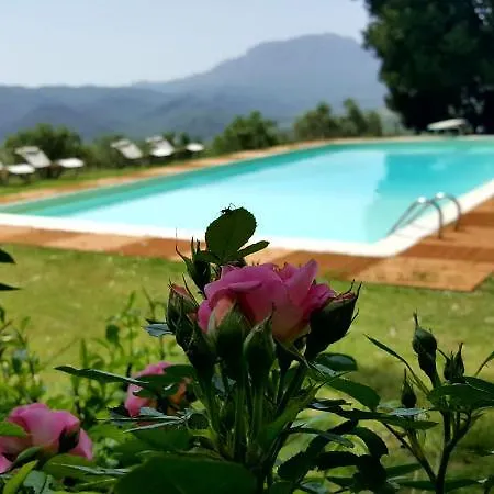 Hotel Masseria Rossella 3*