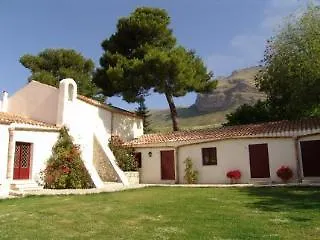 מלון Masseria Rossella