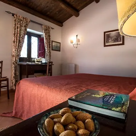 Masseria Rossella מלון 3*